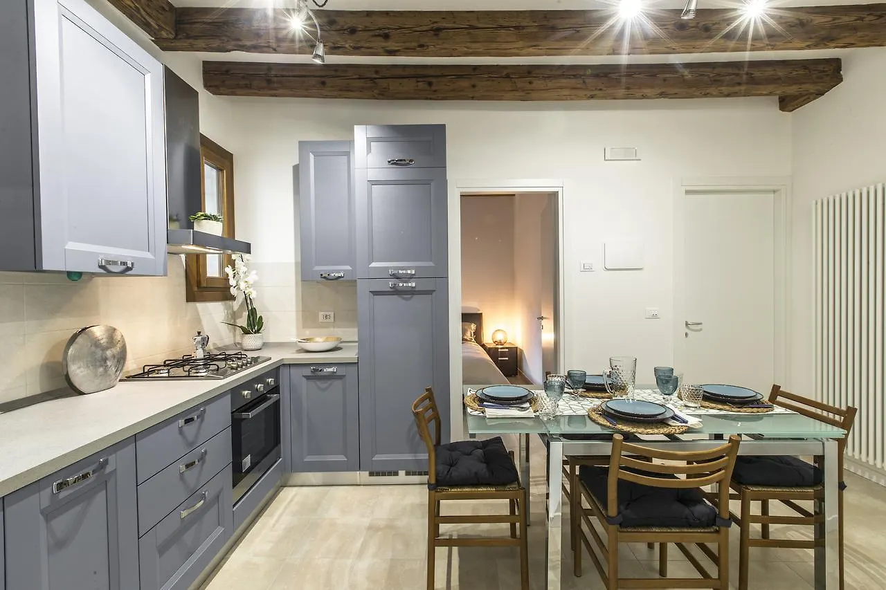 Ca Rezzonico Apartment R&R 威尼斯